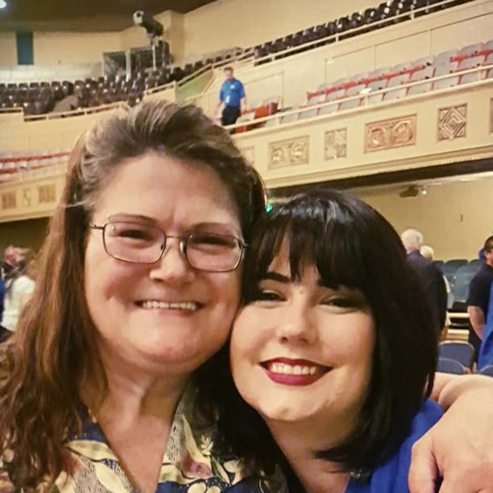 Meet your Posher, Teri
